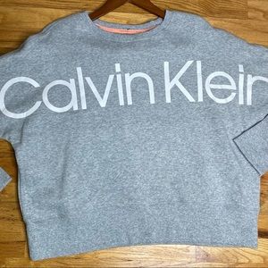 Calvin Klein performance doleman sleeve sweatshirt